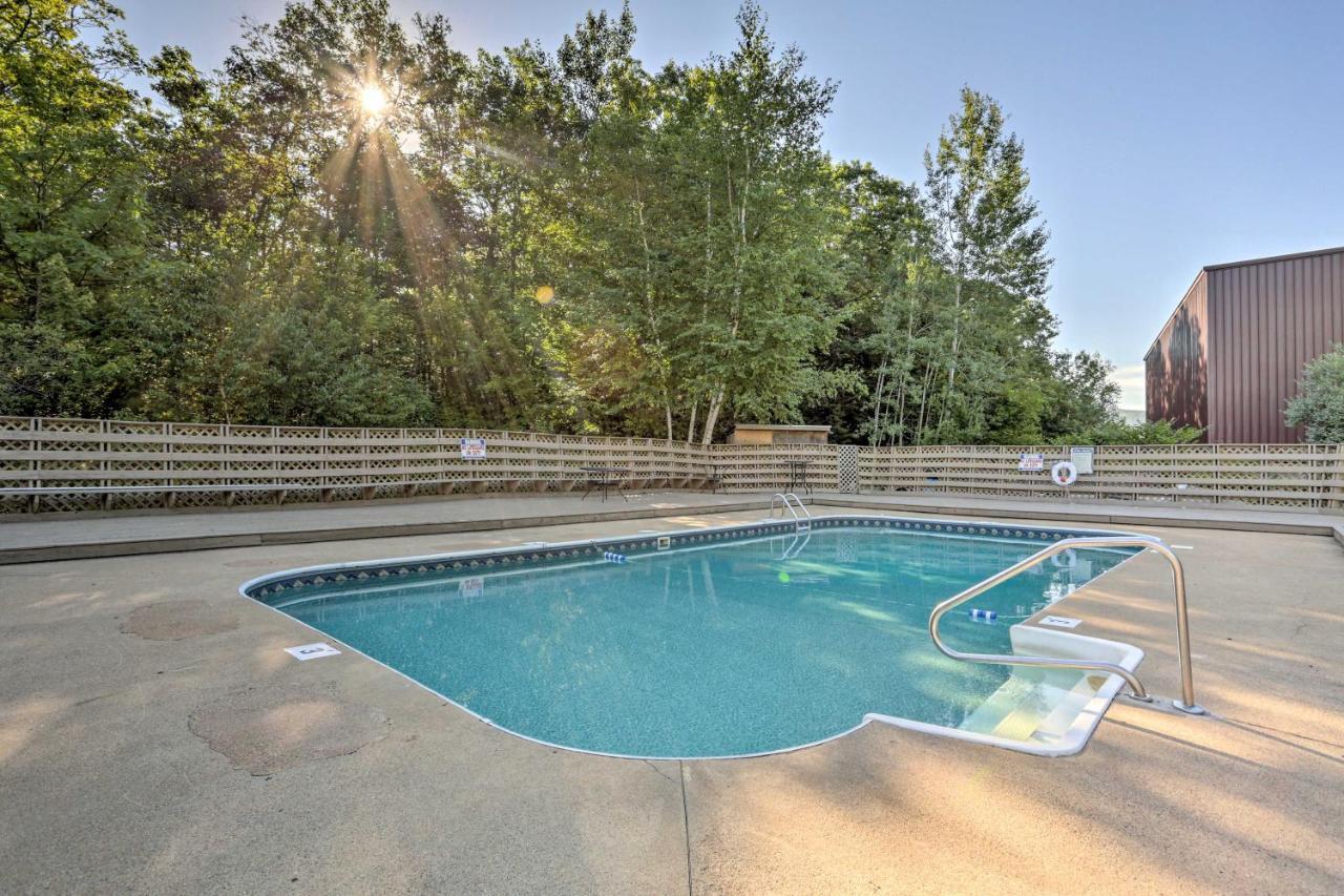 Lake Getaway Walk Across Street To Private Beach! Gilford Exterior photo